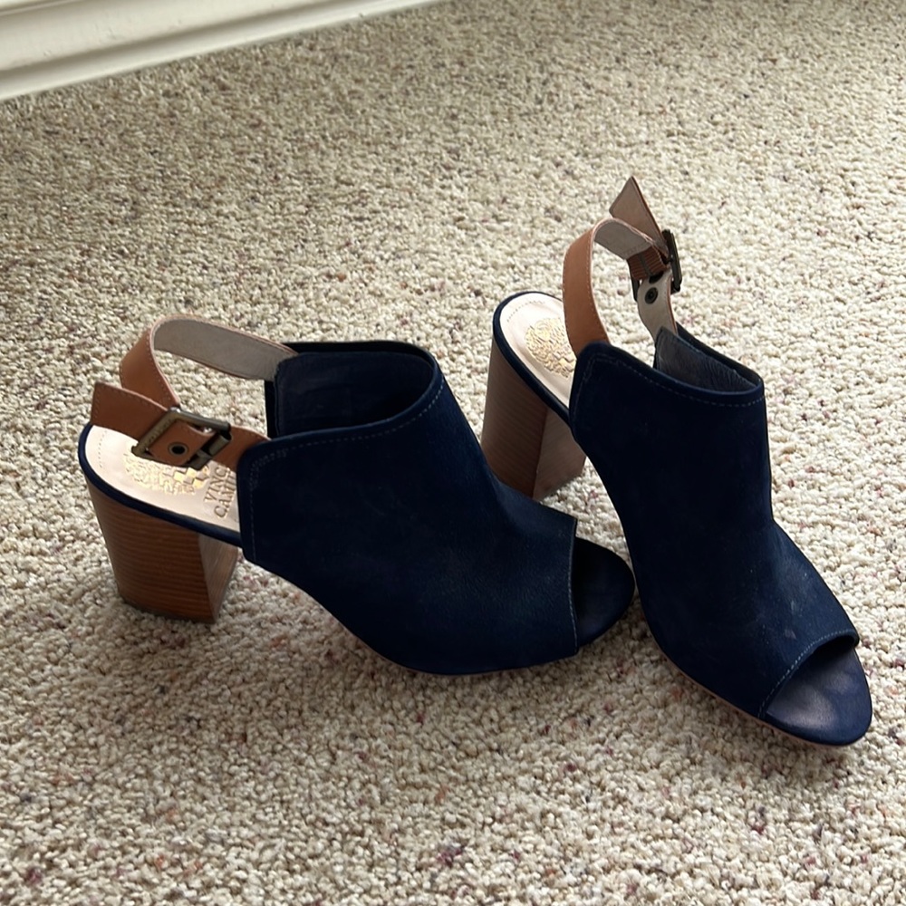 Vince Camuto block 3” heals, navy suede